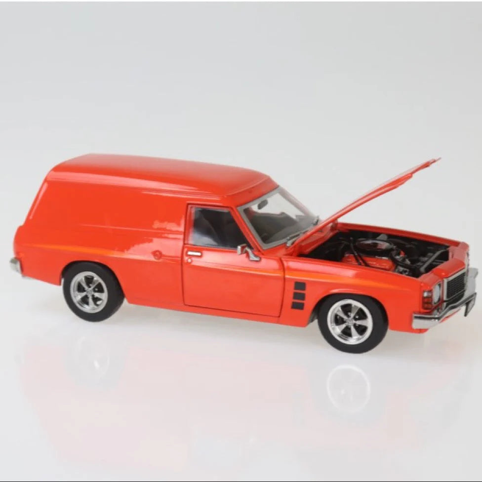 1:24 1975 HJ SANDMAN